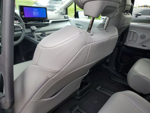 Certified 2025 Toyota Sienna XLE w/ XLE Plus Package AWD/4WD image 12