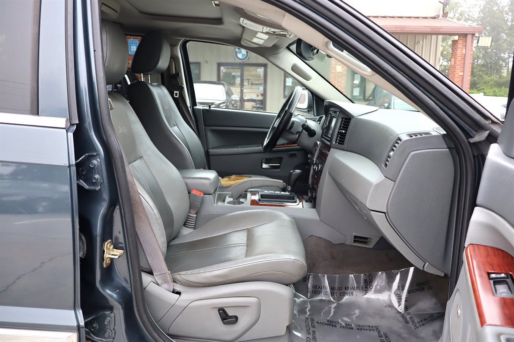Used 2007 Jeep Grand Cherokee Limited RWD image 19