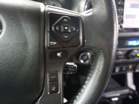 Used 2023 Toyota Tacoma TRD Off-Road w/ Technology Package image 9