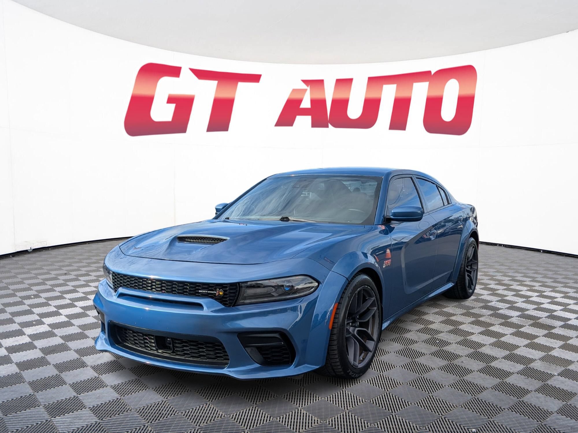 Used 2020 Dodge Charger Scat Pack RWD image 2
