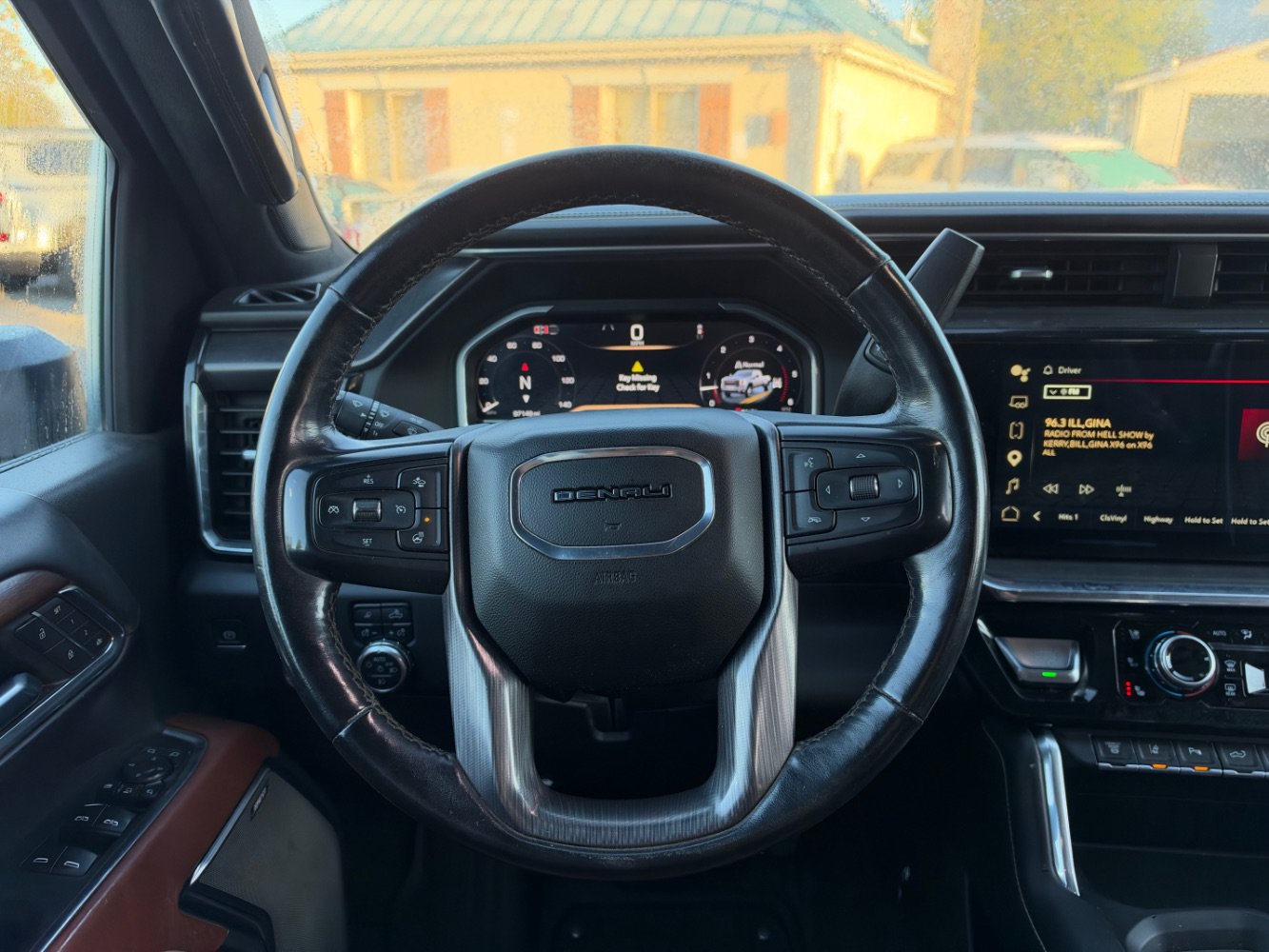 Used 2024 GMC Sierra 3500 Denali Ultimate AWD/4WD image 13