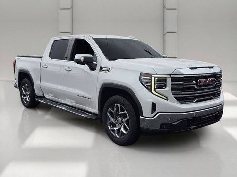 Certified 2022 GMC Sierra 1500 SLT w/ SLT Premium Plus Package AWD/4WD image 7