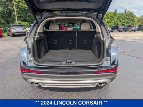 Used 2024 Lincoln Corsair AWD image 31