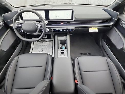 New 2025 Hyundai Ioniq 6 Limited image 11