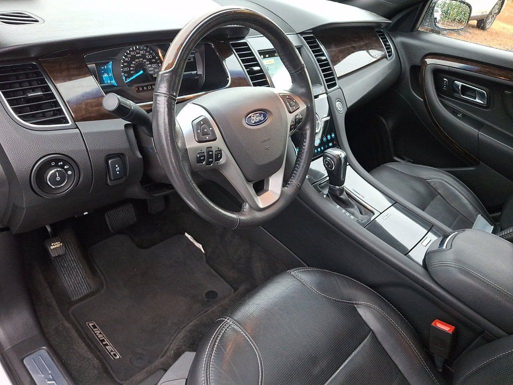 Certified 2018 Ford Taurus Limited AWD/4WD image 15