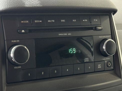 Used 2009 Dodge Grand Caravan SE w/ Climate Group FWD image 14