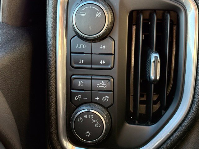 Used 2019 Chevrolet Silverado 1500 LT Trail Boss AWD/4WD image 23