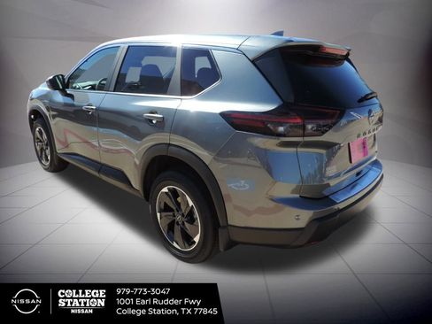 New 2026 Nissan Rogue SV image 6