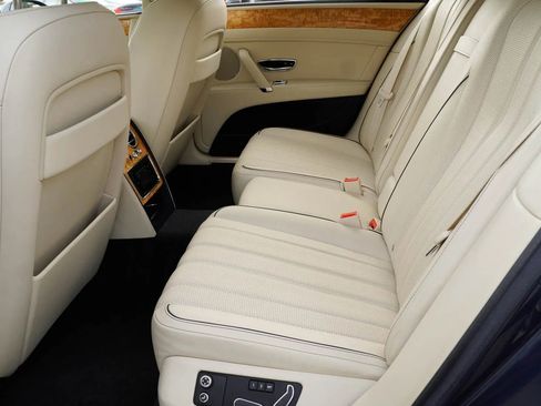 Used 2014 Bentley Flying Spur W12 AWD/4WD image 24