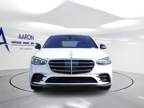 Used 2023 Mercedes-Benz S 500 4MATIC image 4