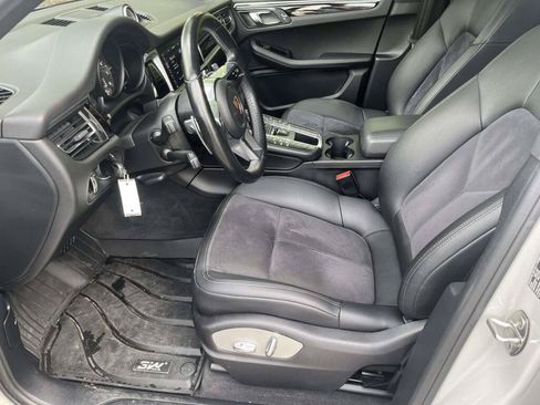 Used 2019 Porsche Macan AWD/4WD image 15