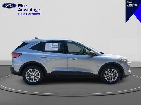 Certified 2022 Ford Escape SE FWD image 4