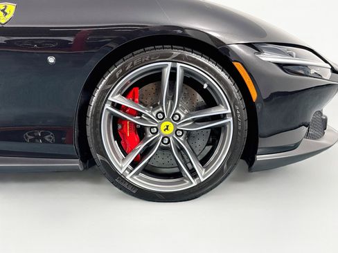 Used 2022 Ferrari Roma RWD image 55
