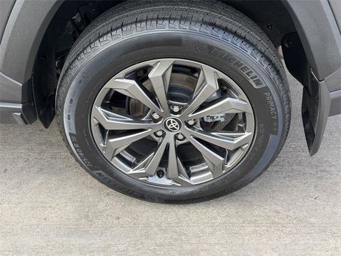 Certified 2025 Toyota RAV4 XLE Premium image 8