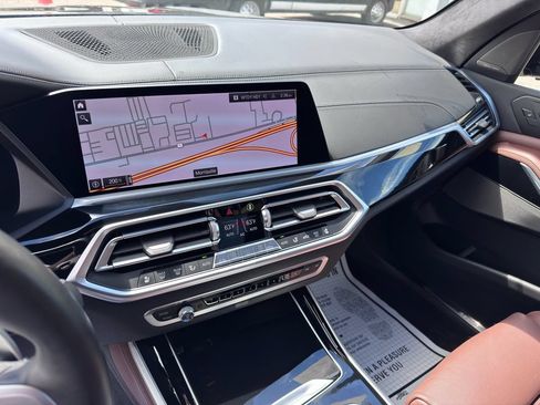 Used 2020 BMW X5 M50i w/ Executive Package AWD/4WD image 24