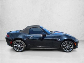 Used 2020 MAZDA MX-5 Miata Grand Touring RWD video 4