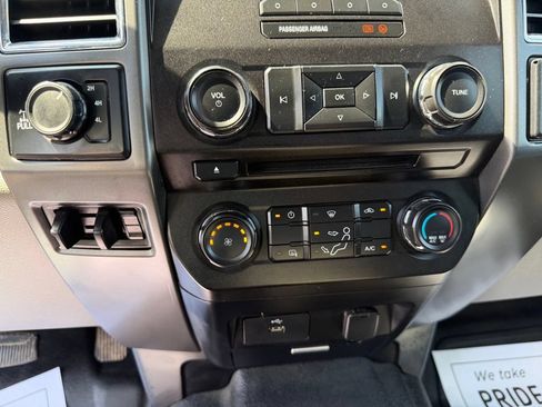Used 2017 Ford F350 XLT w/ Camper Package AWD/4WD image 15