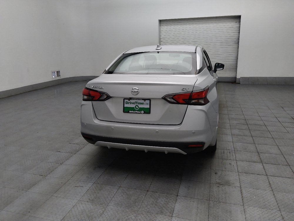 Used 2021 Nissan Versa SV FWD image 7