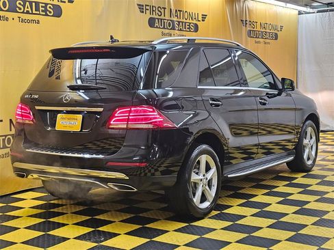 Used 2016 Mercedes-Benz GLE 350 w/ Premium Package image 3