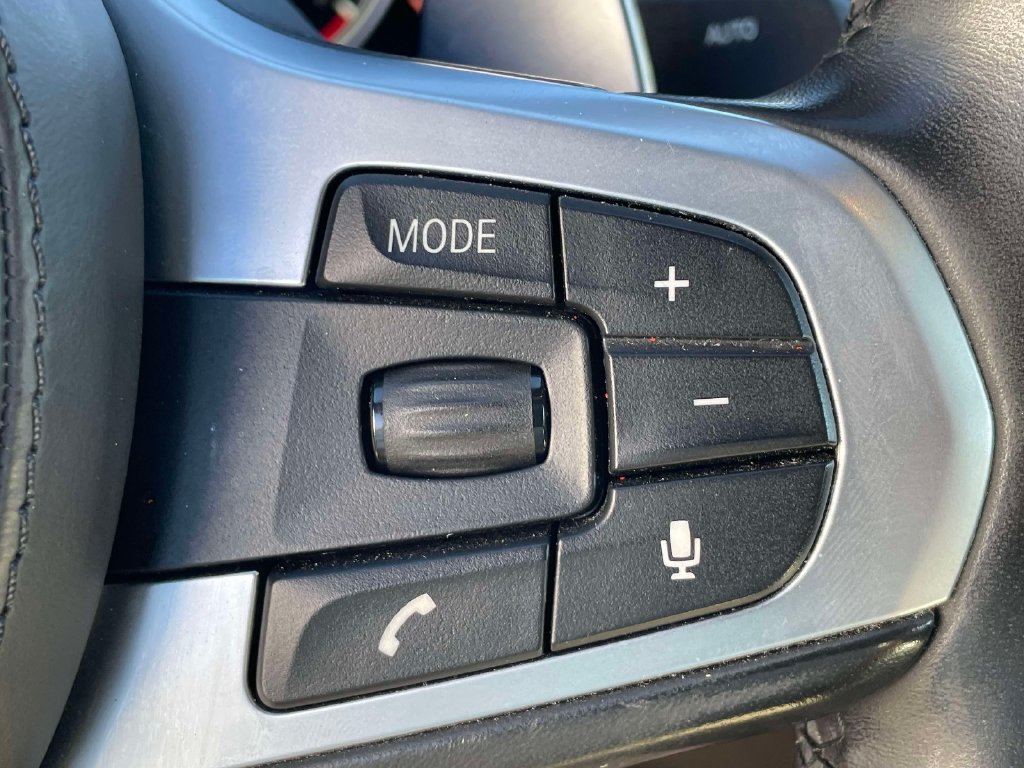 Used 2018 BMW M550i xDrive AWD/4WD image 31