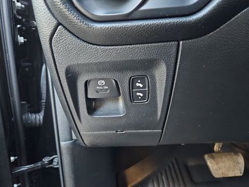 Used 2024 RAM 1500 Lone Star AWD/4WD image 54