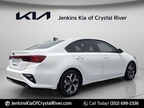 Used 2021 Kia Forte LXS FWD image 5