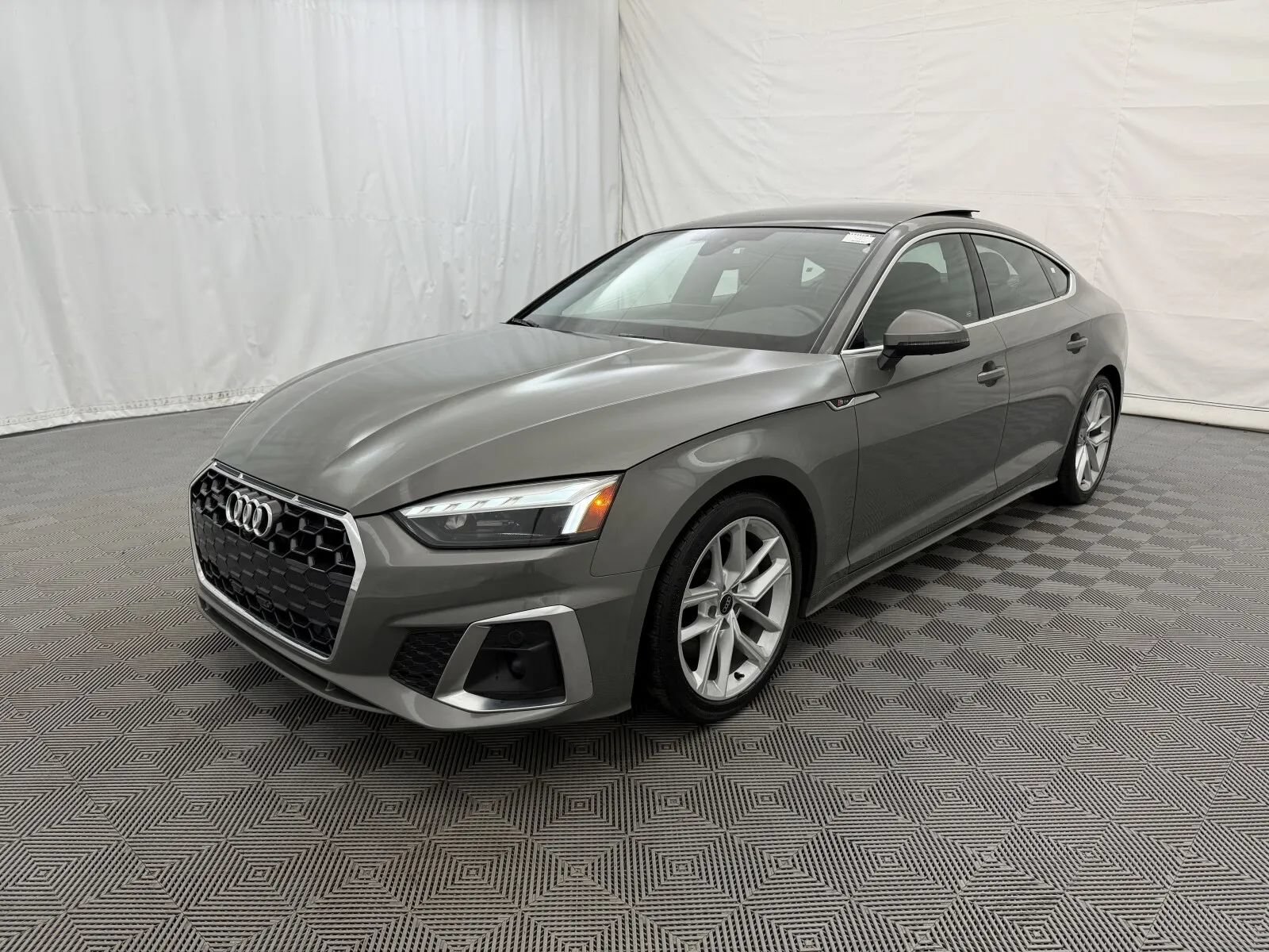 Used 2023 Audi A5 2.0T Premium Plus w/ Premium Plus AWD/4WD image 2