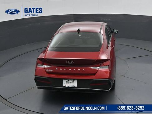 Used 2024 Hyundai Elantra SEL FWD image 45