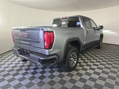 Used 2019 GMC Sierra 1500 AT4 w/ AT4 Premium Package AWD/4WD image 3