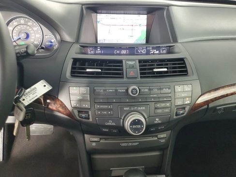 Used 2012 Honda Crosstour EX-L image 11