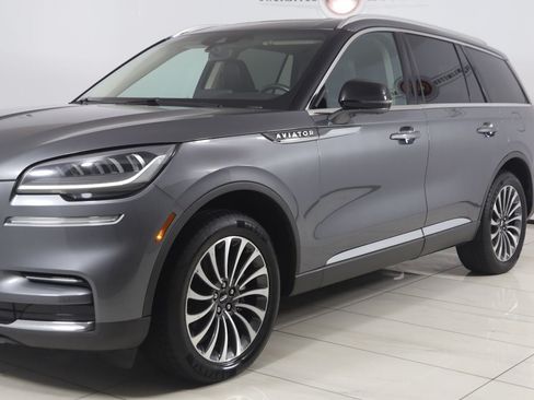 Used 2024 Lincoln Aviator Reserve AWD/4WD image 48