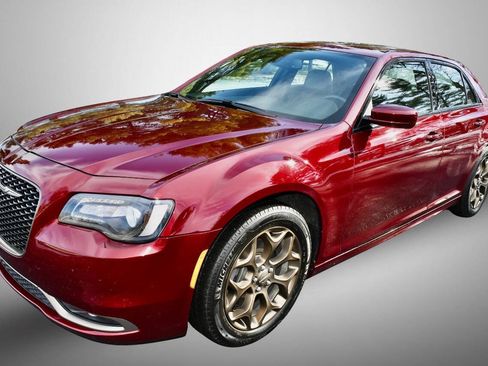 Used 2018 Chrysler 300 S w/ 300S Alloy Package image 3