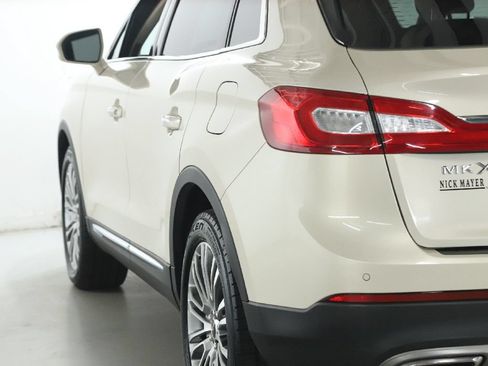 Used 2016 Lincoln MKX Reserve w/ Climate Package AWD/4WD image 41