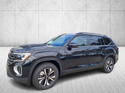 New 2026 Volkswagen Atlas SE image 9