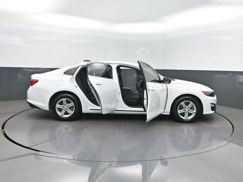 Used 2024 Chevrolet Malibu LS image 34