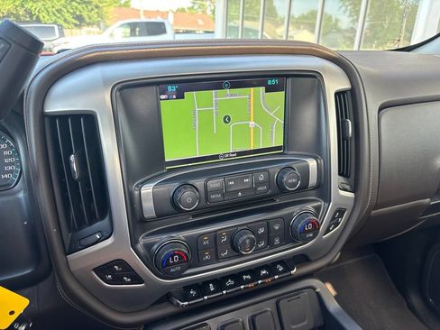 Used 2018 GMC Sierra 1500 SLT AWD/4WD image 11