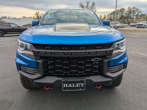 Used 2022 Chevrolet Colorado ZR2 w/ ZR2 Dusk Special Edition AWD/4WD image 3