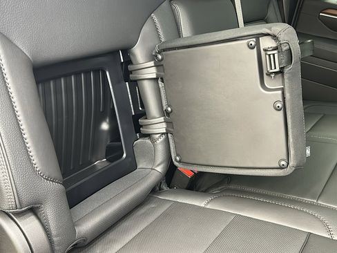 Used 2025 GMC Sierra 3500 Denali w/ Denali Reserve Package image 42