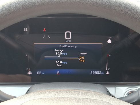 Used 2025 Chevrolet Trax LT FWD image 26