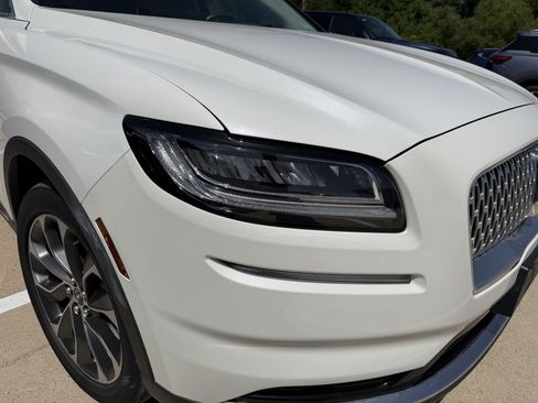 Used 2023 Lincoln Nautilus Reserve AWD/4WD image 27