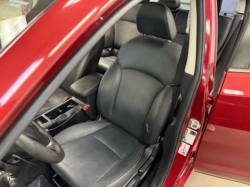 Used 2016 Subaru Impreza 2.0i Limited image 11