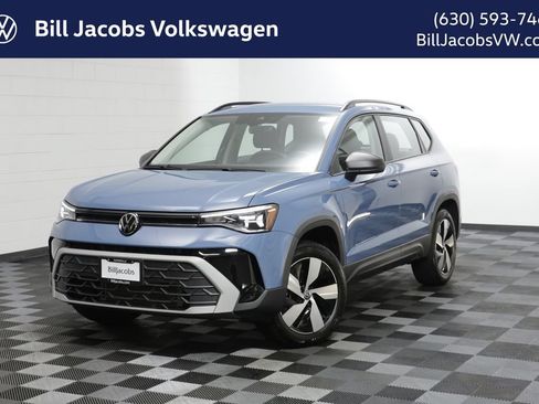 Used 2025 Volkswagen Taos S AWD/4WD image 1