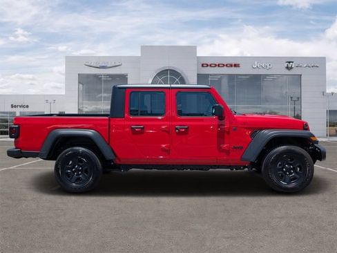 Certified 2026 Jeep Gladiator Sport AWD/4WD image 2