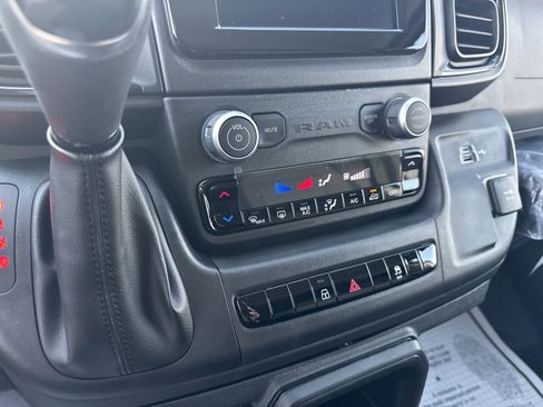 Used 2024 RAM ProMaster 2500 image 24