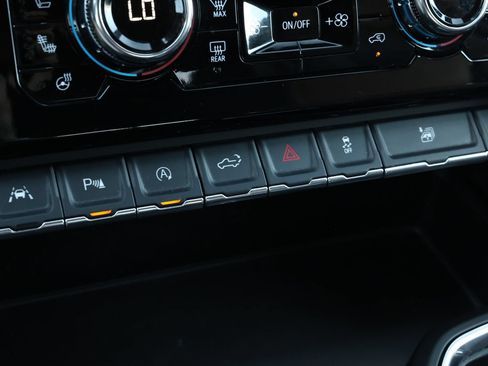 Used 2024 GMC Sierra 1500 Denali RWD image 24