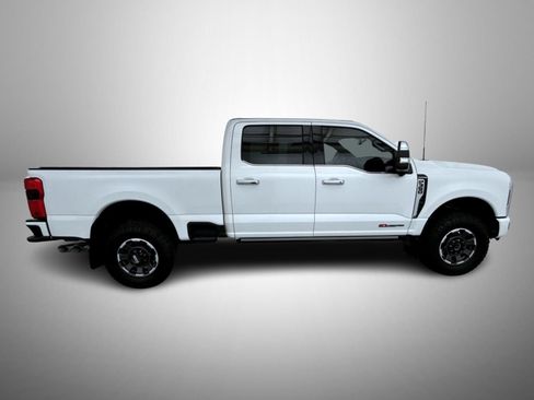 Used 2024 Ford F350 Platinum w/ Tremor Off-Road Package AWD/4WD image 4