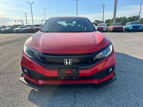 Used 2019 Honda Civic Sport image 9