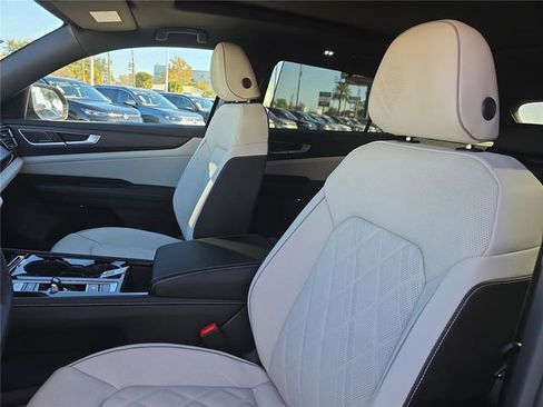 New 2026 Volkswagen Atlas Cross Sport SEL Premium R-Line image 17