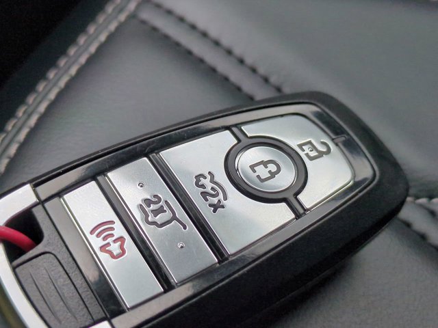 Used 2025 Ford Mustang Mach-E Select RWD image 32