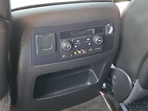 Used 2015 GMC Yukon Denali w/ Touring Package AWD/4WD image 19